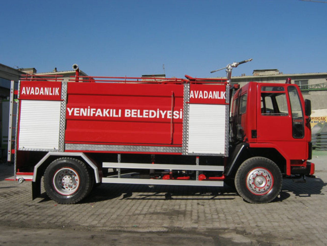 Yenifakılı Belediyesi İtfaiye Aracı