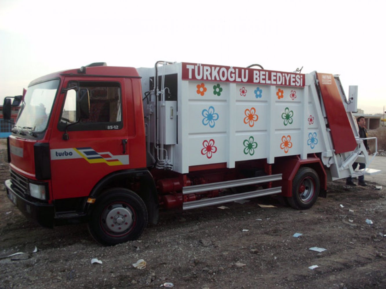 Türkoğlu Belediyesi Çöp Toplama Aracı