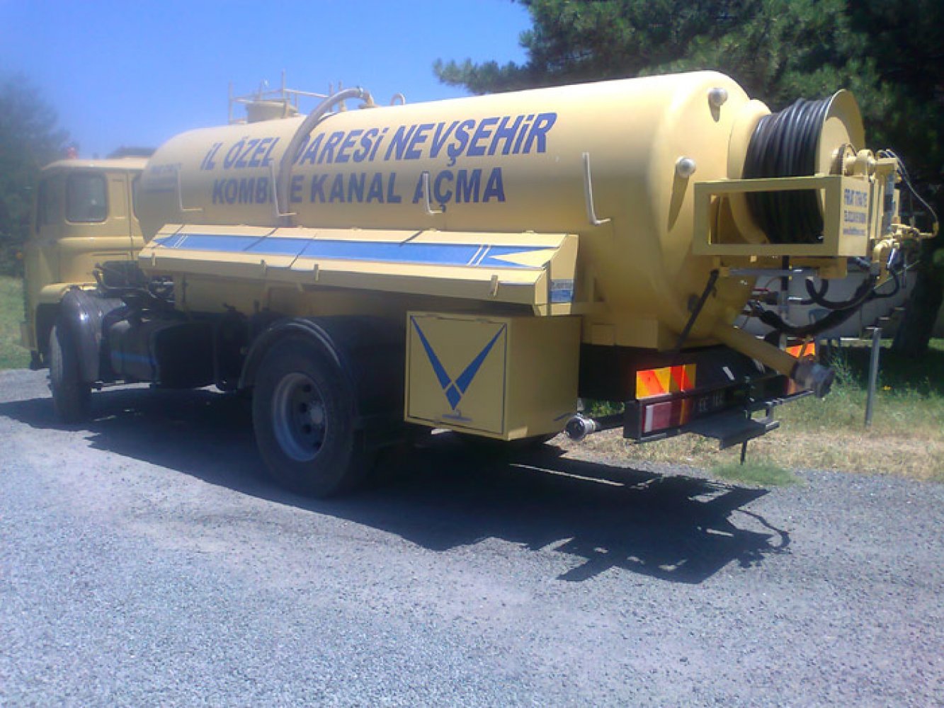 Nevşehir Belediyesi Kanal Açma Aracı