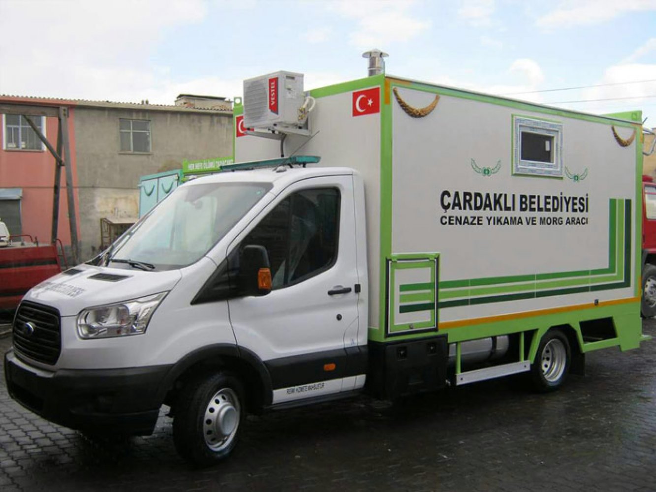 Çardaklı Belediyesi Cenaze Yıkama ve Morg Aracı